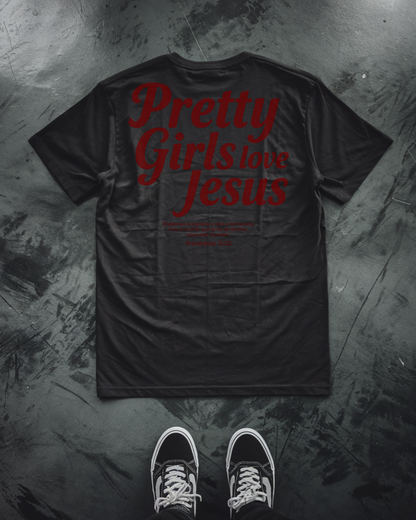 Camiseta Oversized Pretty Girls Love Jesus Vermelha
