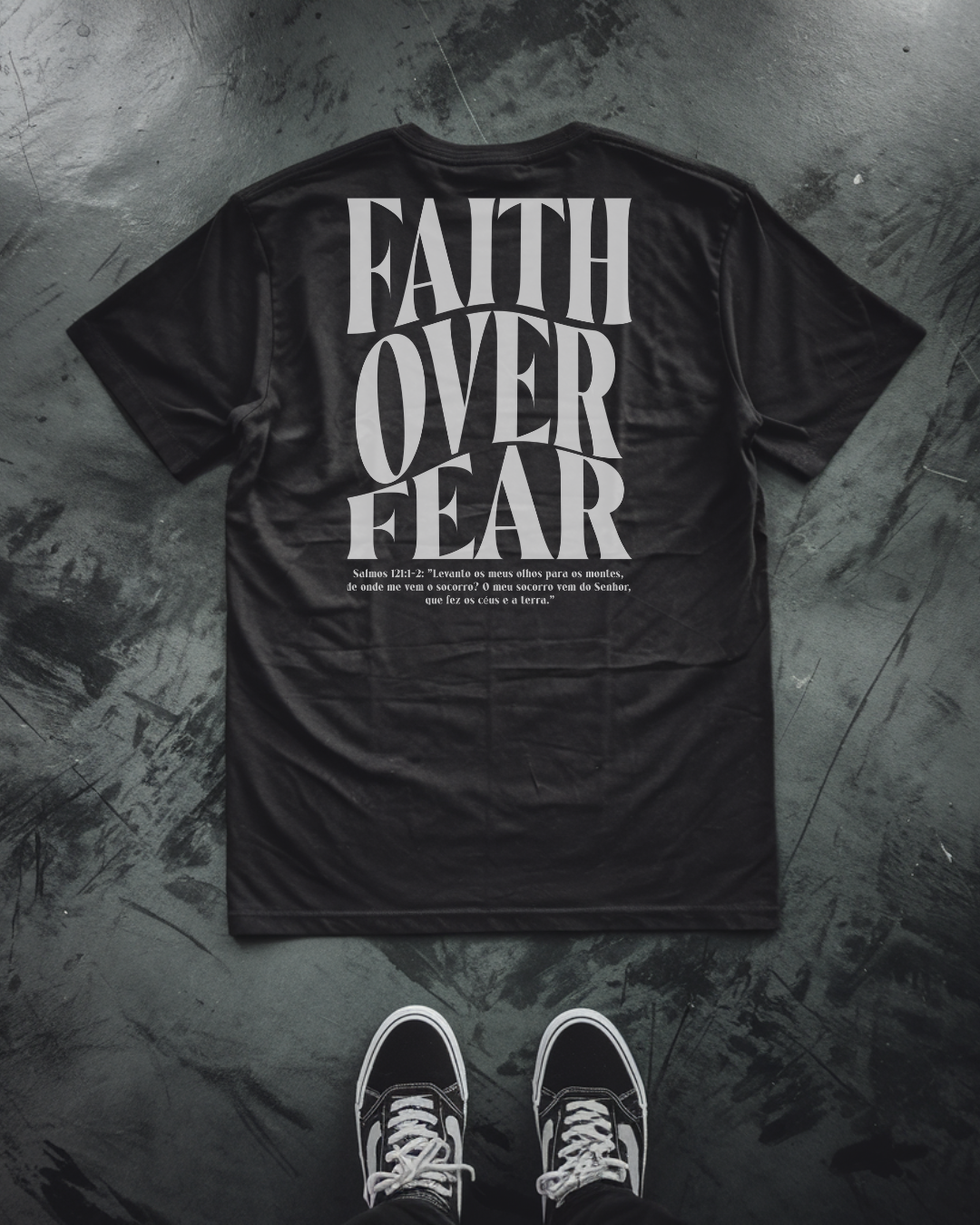 Camiseta Oversized Faith Over Fear Preto/Branco