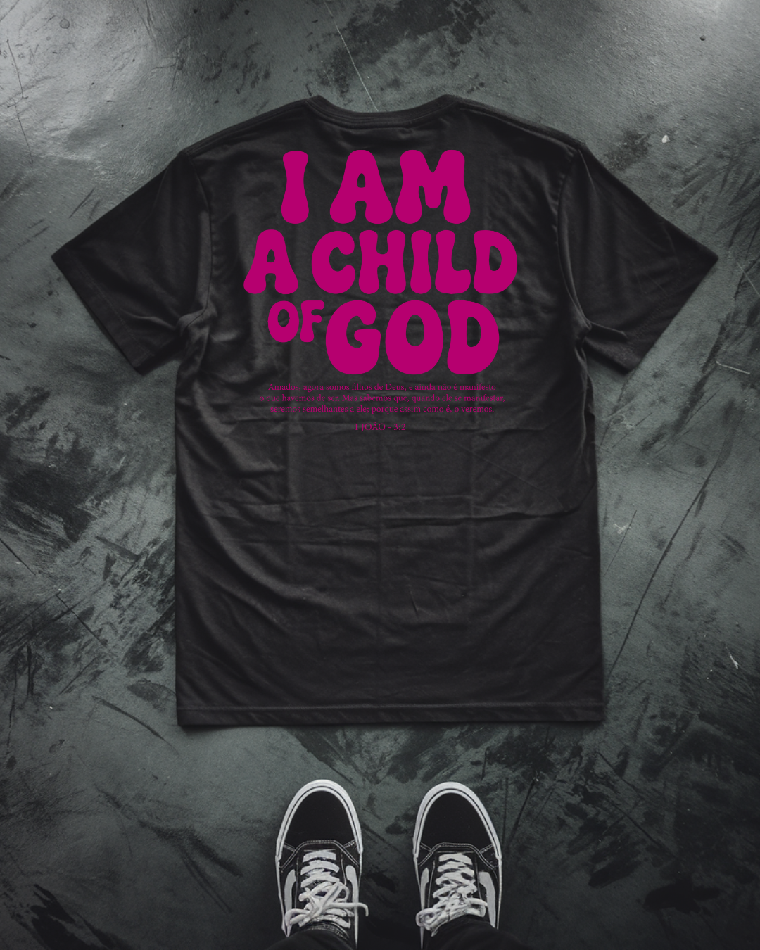 Camiseta Oversized Child of God Rosa