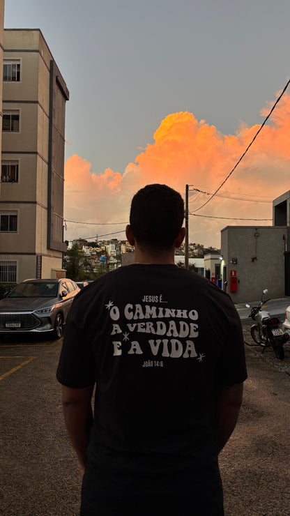 Camiseta Oversized Jesus é o caminho