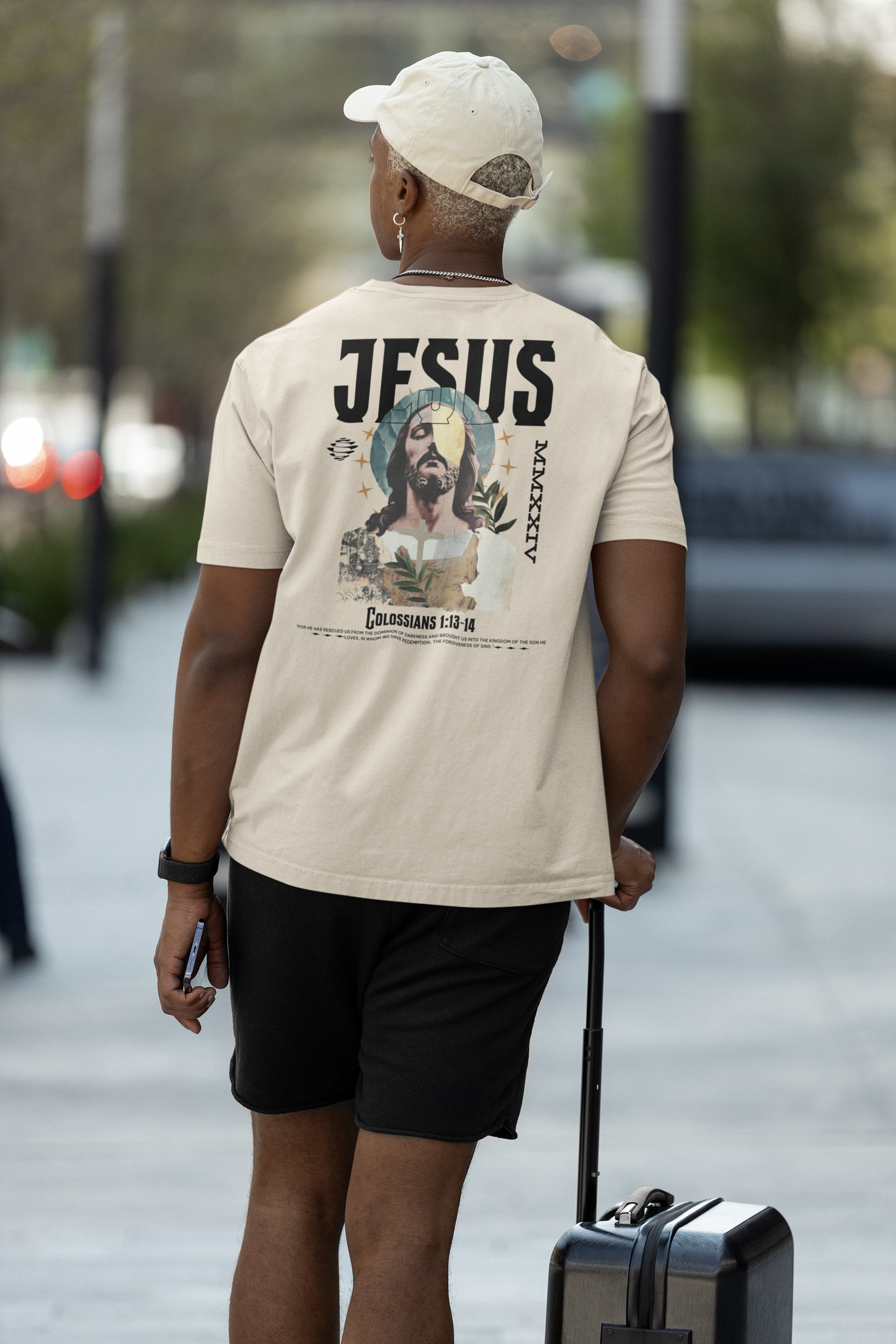 Camiseta Oversized Colossians 1:13-14 Off-White
