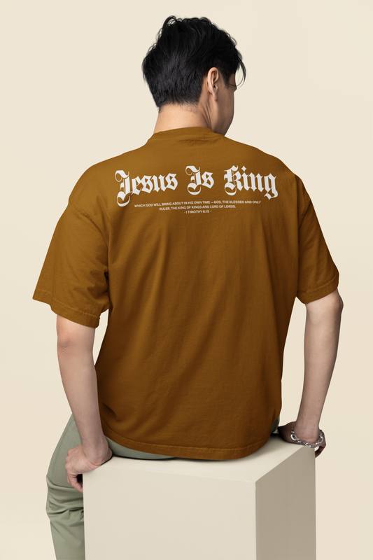 Camiseta Oversized Jesus Is King