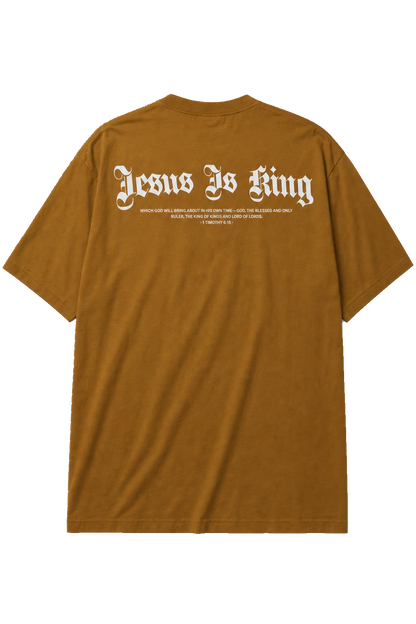 Camiseta Oversized Jesus Is King - costas