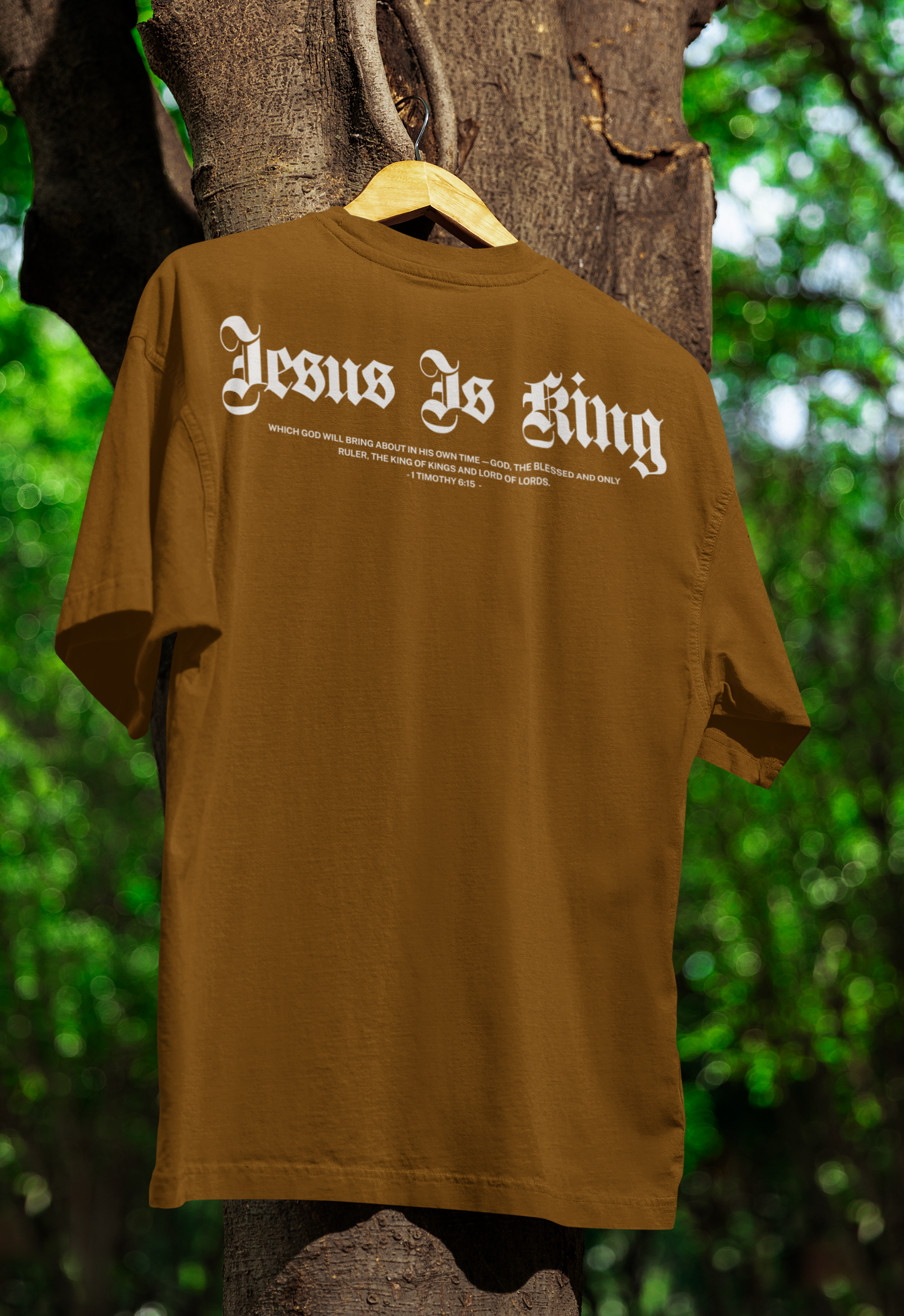 Camiseta Oversized Jesus Is King
